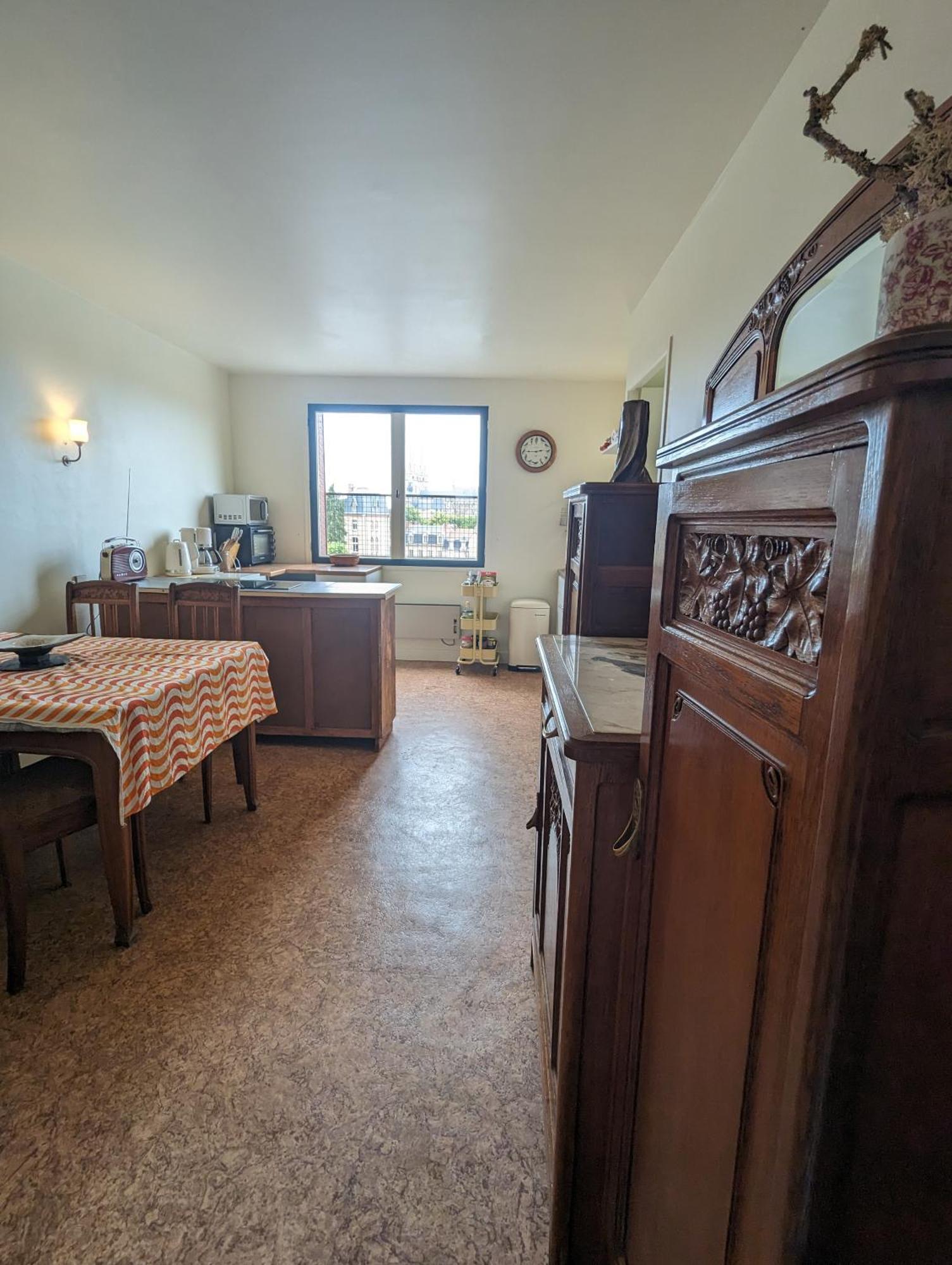 Studio 63M2 3Eme Etage Ou Chambre Dans Appartement 2Eme Etage Pour Sejours A Moulins Мулен Экстерьер фото